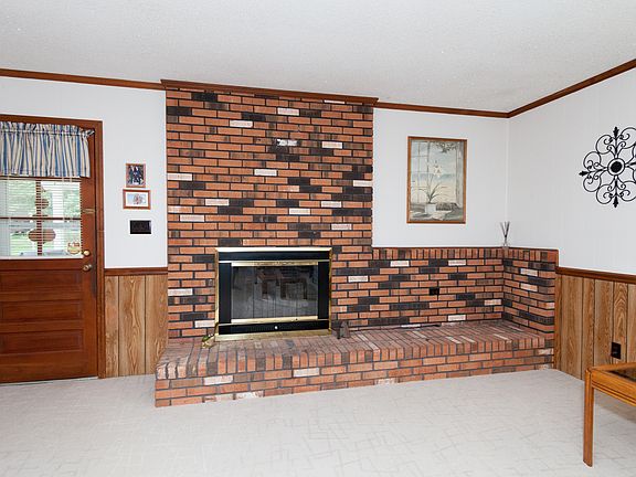 5th image of 3115 Rosebriar Dr