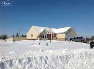 5380 Northwood Rd, Grand Blanc, MI 48439