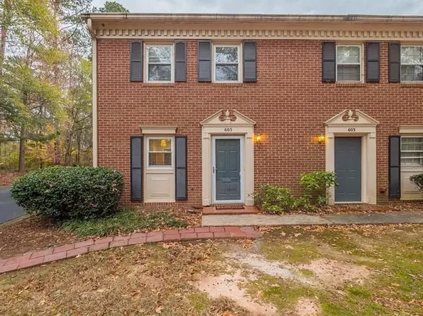 605 Wedgewood Dr, Alpharetta, GA 30009