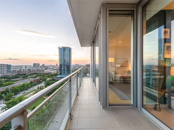 2900 McKinnon St APT 1503, Dallas, TX 75201
