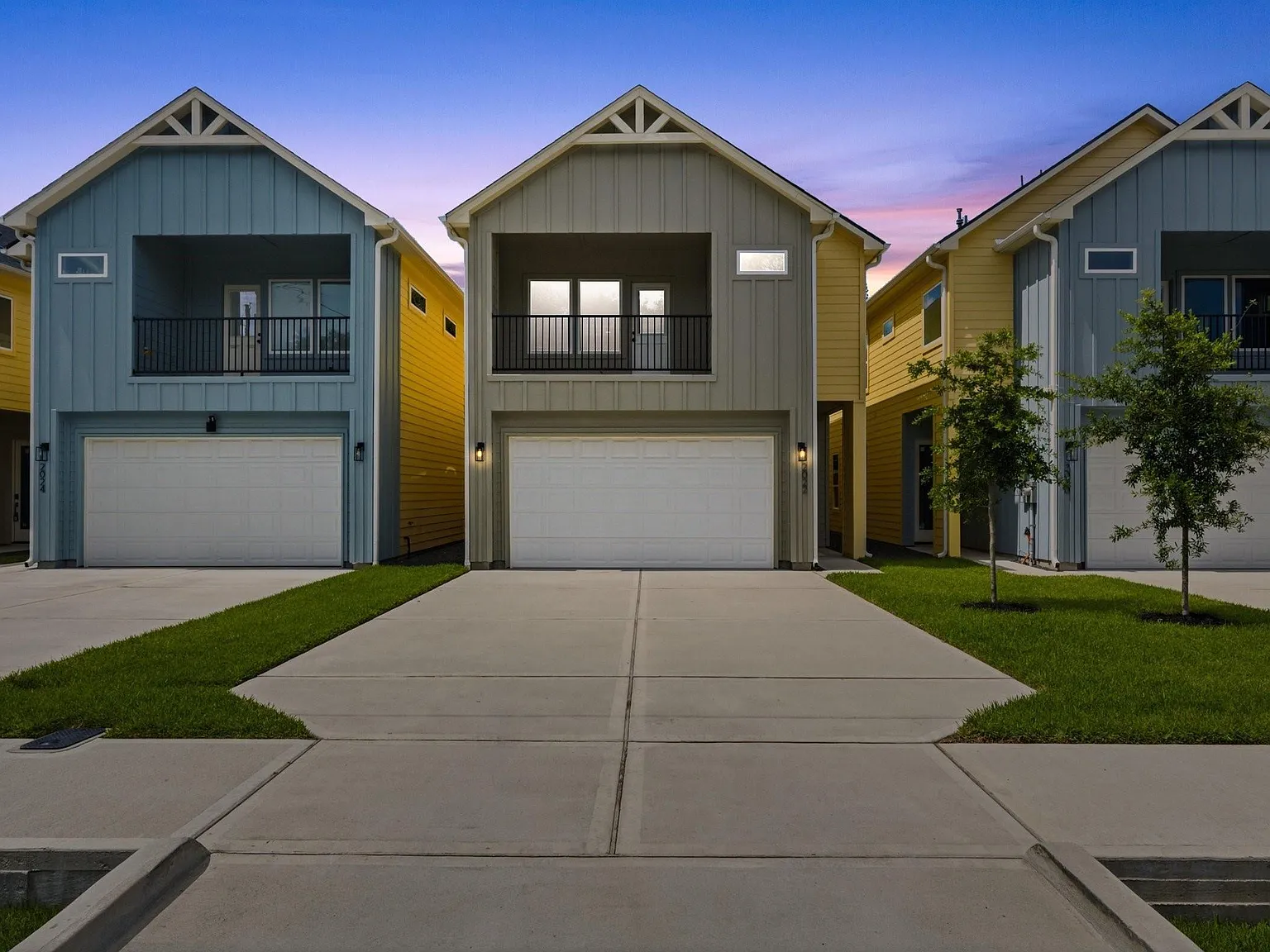 3 bed, 2.5 bath, 1722 sqft, $2,500 — Photo 1