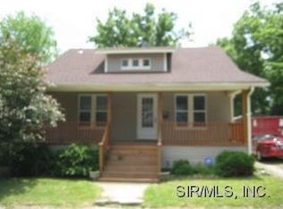 152 E Penning Ave, Wood River, IL