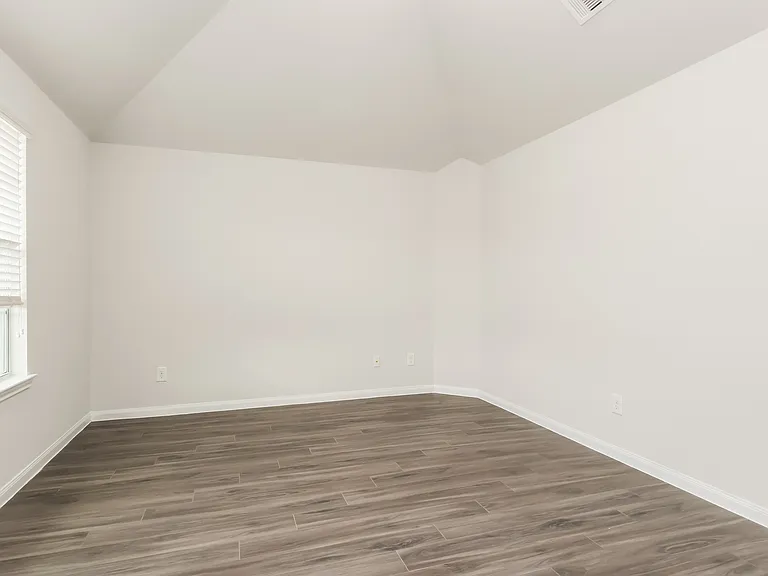 2447 Gibbs Bend Ct — Photo 17