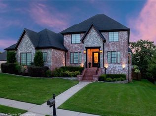 5506 S Chadwick Dr, Rogers, AR 72758