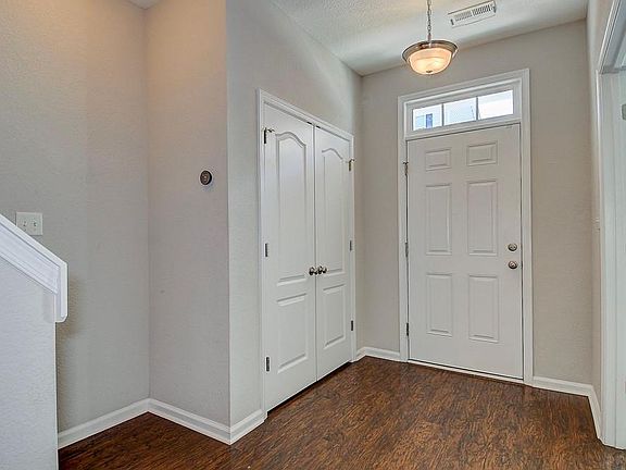 4th image of 5020 Spinel St