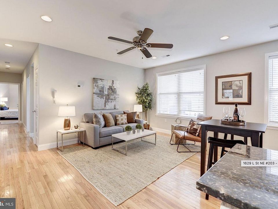 Picture from original April 2018 listing to give different visualization of the space!