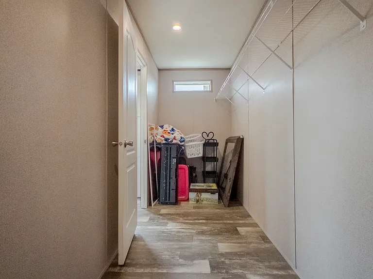 240 Private Road 4653 — Photo 6