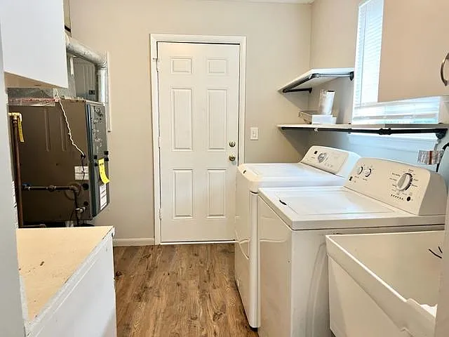 684 E Mapledale Ave — Photo 10