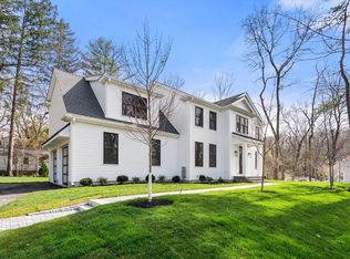 35 Grantland Rd, Wellesley, MA 02481