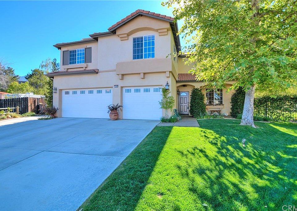 Beautiful front of the home