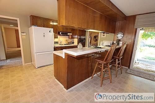 5th image of 7340 S Land Park Dr