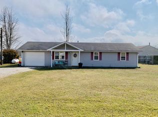 118 E South St, Seymour, MO 65746