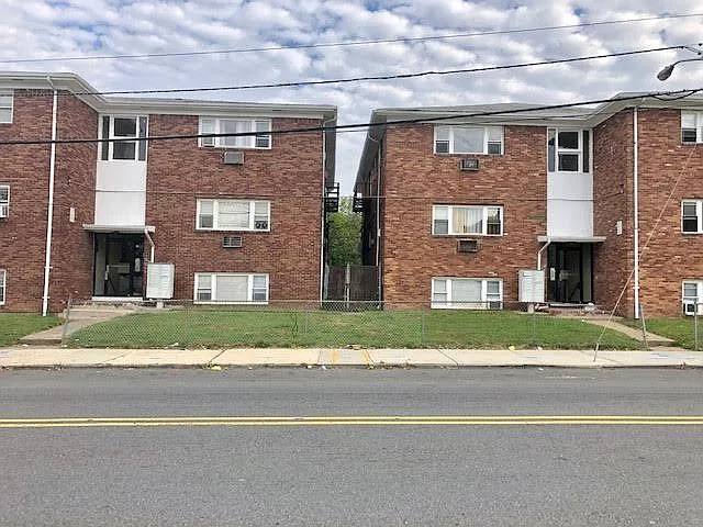 1335 Virginia St #G2 — Photo 8