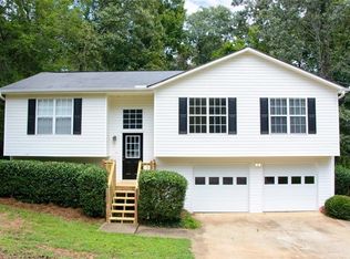 8748 Jenkins Rd, Winston, GA 30187