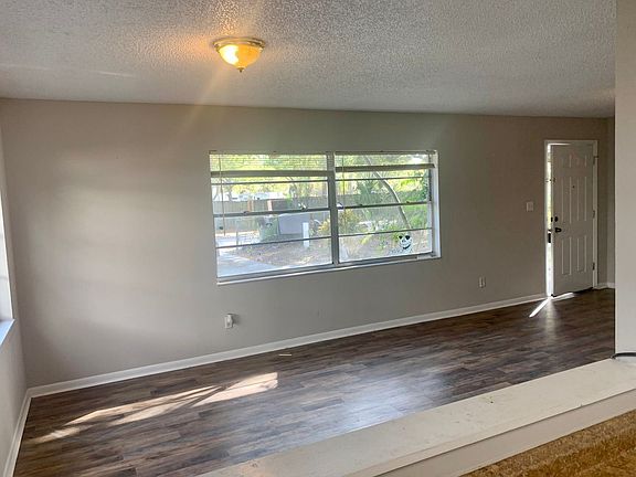 5th image of 5320 E 14th Ave Unit B