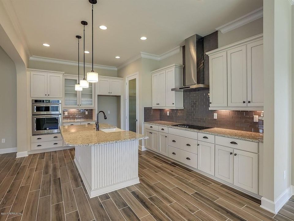 1st image of 15063 Venosa Cir