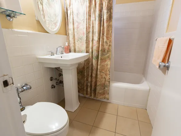 162-41 Powell Cove Boulevard image 23 of 25