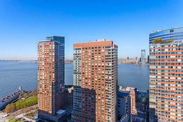 Rented by Brown Harris Stevens | media 11