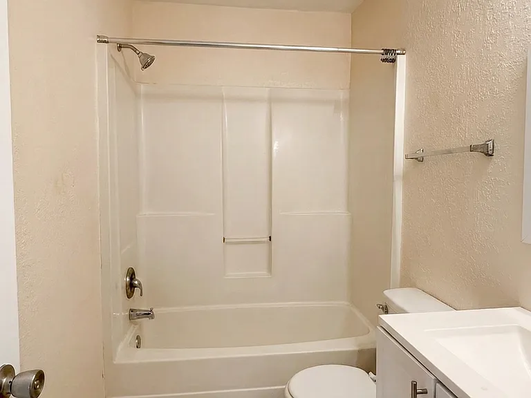 2013 Mary St #TOWNHOUSE — Photo 16