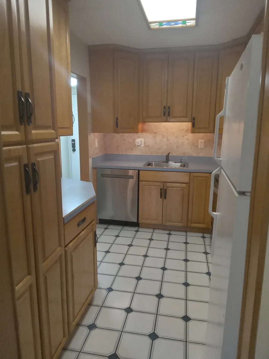 Building Photo - 158 Woodstream Dr #5
