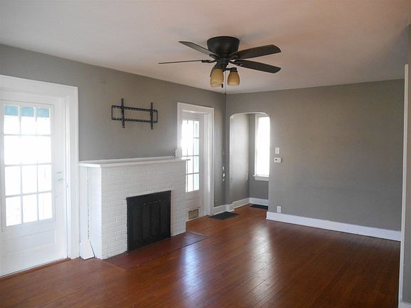 3rd image of 3122 Sunnymede Ave