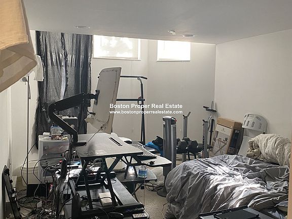 111 Queensberry St. #B Boston - Fenway Unit Photo 2