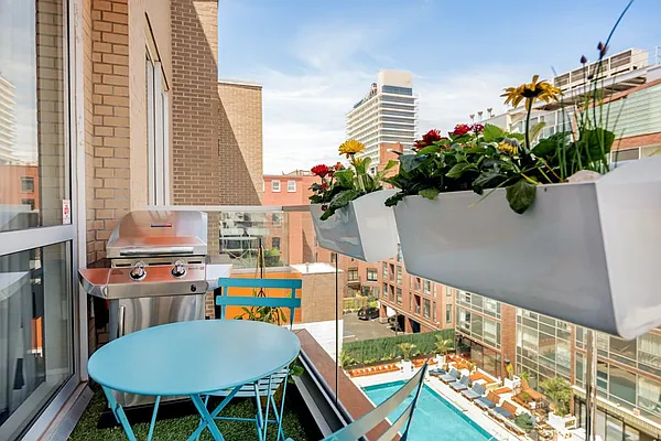 Rented by R New York | media 15