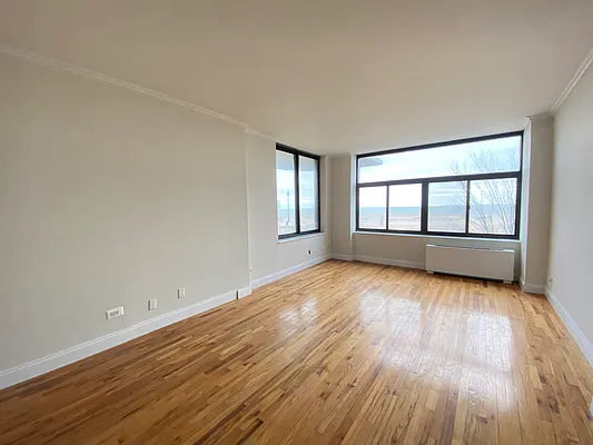 Rented by Bond New York | media 1