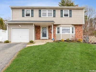 217 Bellerose Ave, East Northport, NY, 11731