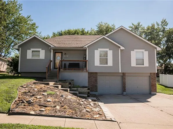 19201 E Park St, Independence, MO 64058