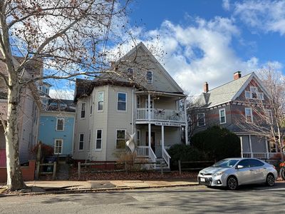 134 Elm St, North Cambridge, MA, 02140