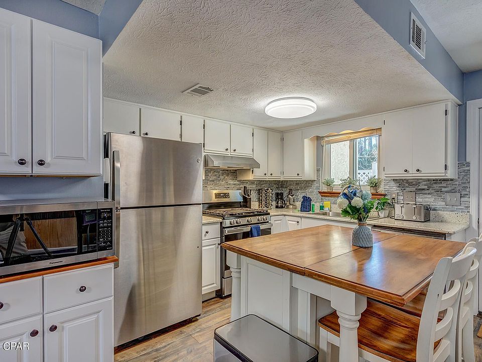 1st image of 172 Robin Ln
