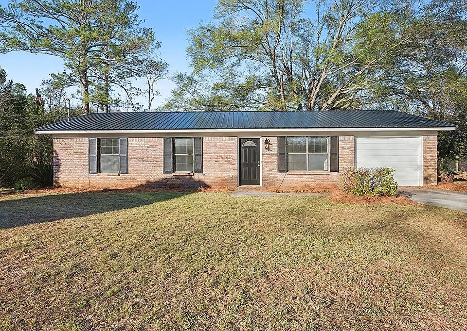 1st image of 298 Nelson Coffin Dr