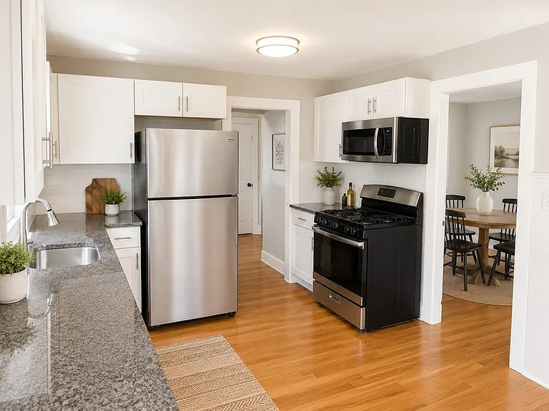 437 Summer St #1 — Photo 4