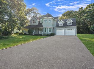 51 Gaetano Ln, Coram, NY 11727