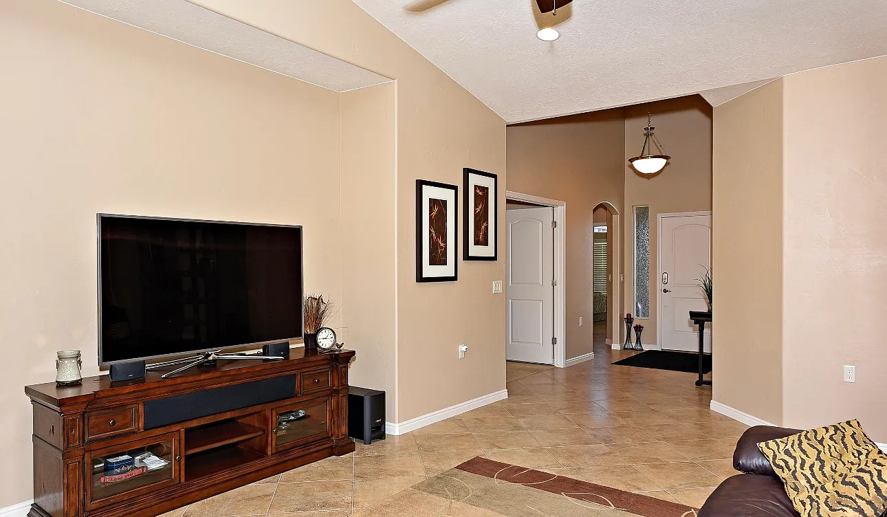 2 bed, 1583 sqft, $2,300 — Photo 1