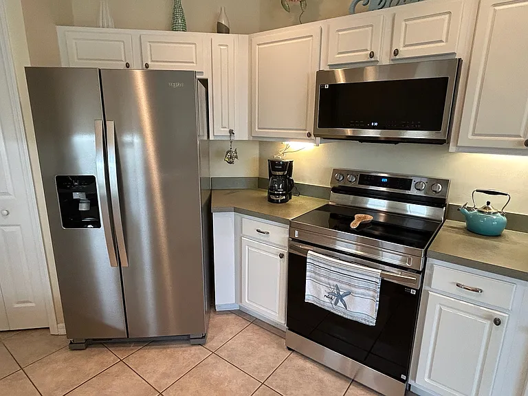 968 Hingham Way #102 — Photo 9