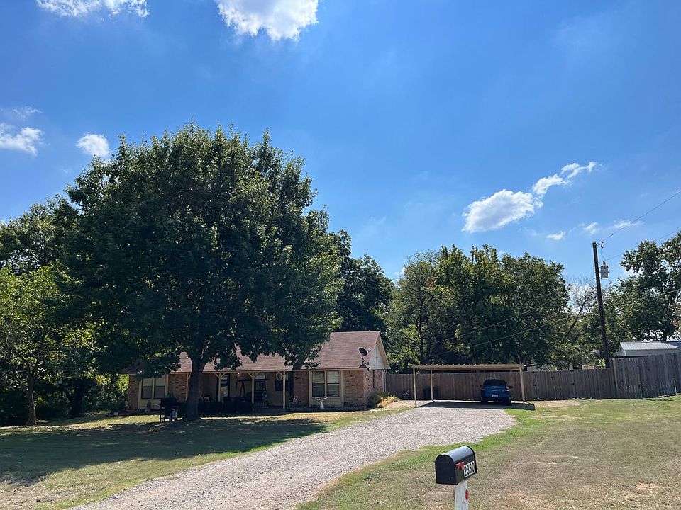 2nd image of 2330 Frances Ln