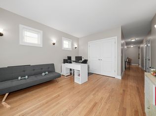 1923 Grove Ave APT 38, Berwyn, IL 60402