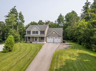 24 Isaac Foss Rd, Chester, NH 03036