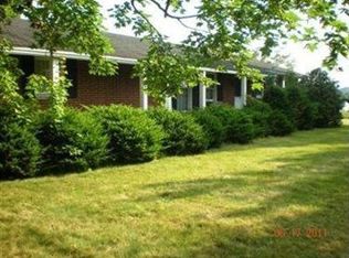 5742 State Route 183 NE, Magnolia, OH 44643