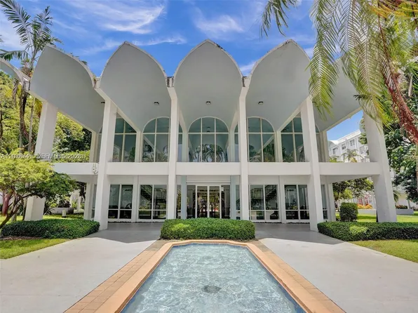 496 NW 165th Street Rd APT D310, Miami, FL 33169