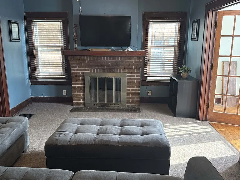 3435 Peach St — Photo 11