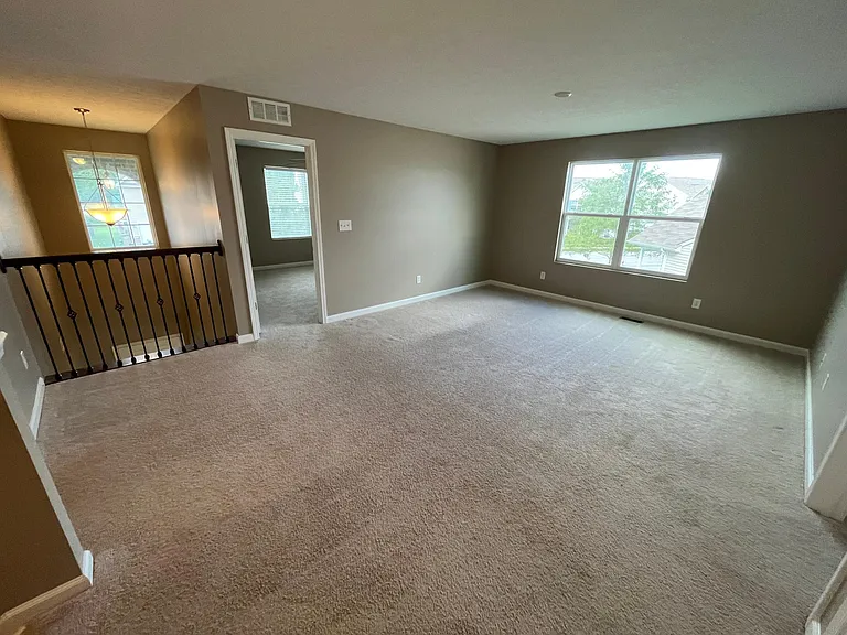 1956 Creek Bank Dr — Photo 12