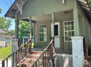 209 W Tahlequah St, Siloam Springs, AR 72761