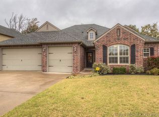 4008 S Yellowood Ave, Broken Arrow, OK 74011