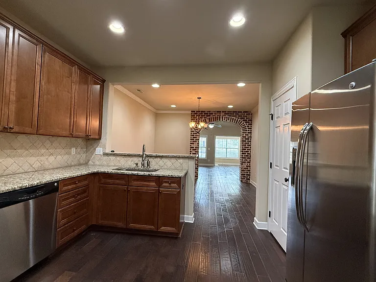 1012 Scarlet Woods NW — Photo 8