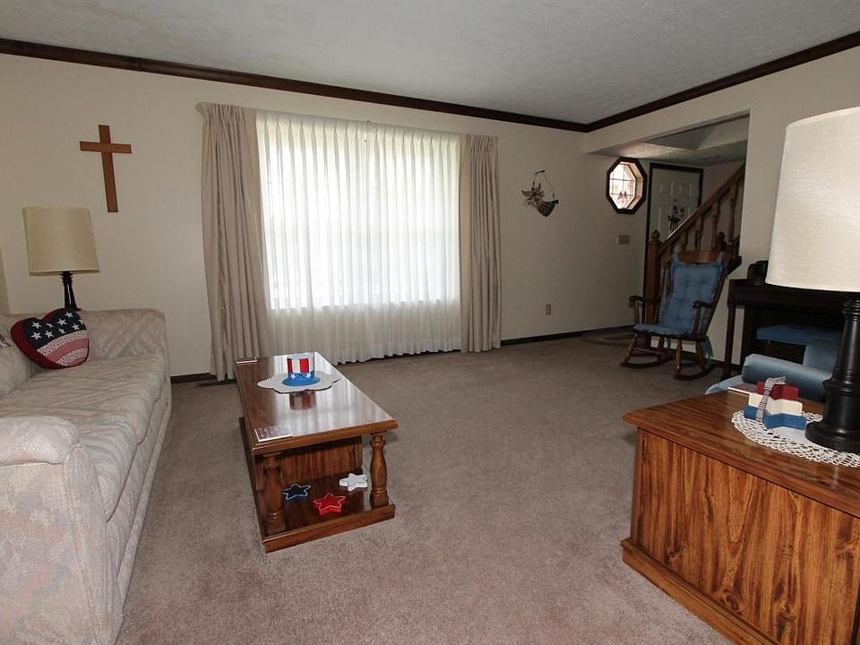1st image of 6513 Flaxton Ct
