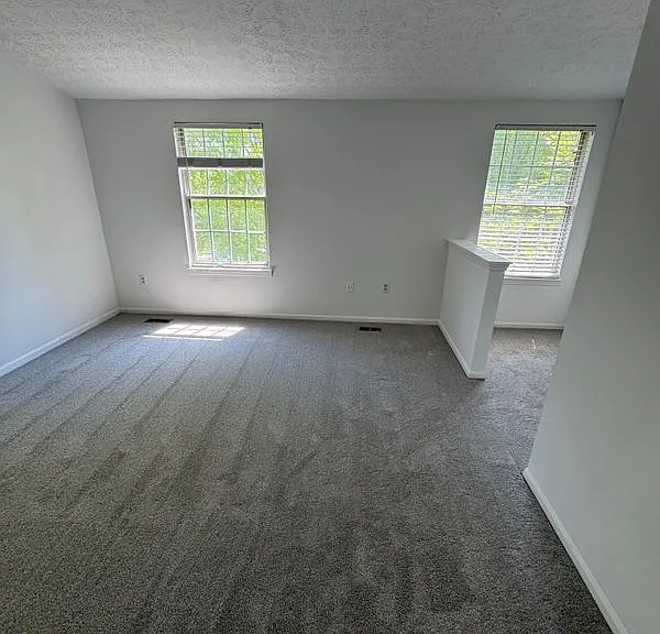 9730 Red Clover Ct — Photo 13