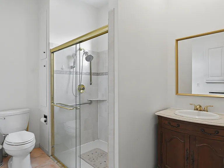 404 N Shields Ave — Photo 20